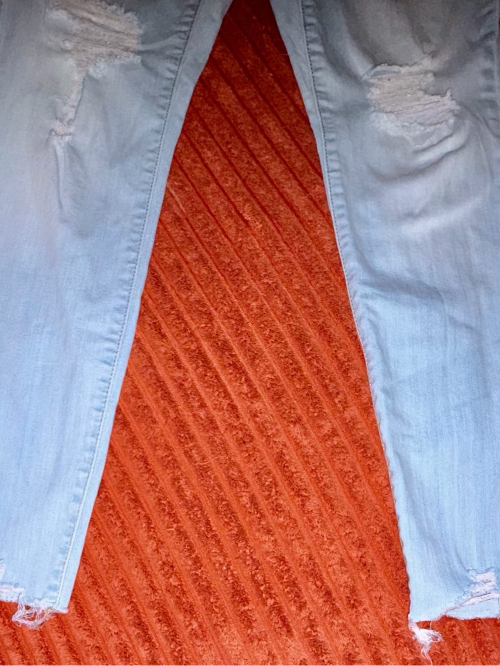 Universal Thread Light Blue Ripped Skinny Jeans - Picture 2 of 4